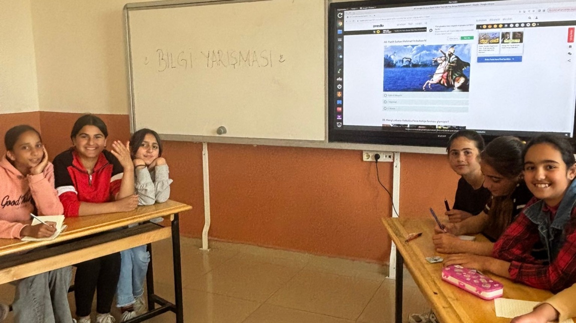 MEB dönem sonu  “Faaliyet Haftası “kapsamında okulumuzda öğrencilerimizle gerçekleştirdiğimiz geleneksel oyun ve etkinliklerimiz.